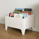 Modulárna knižnica z dreva FSC • oasis